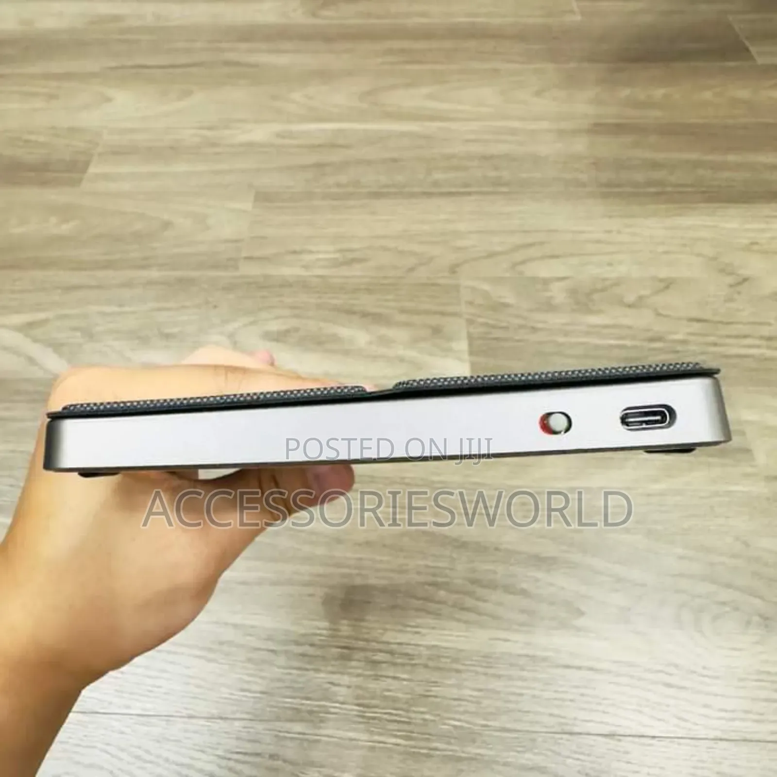 KF8700 Bluetooth Keyboard With Foldable Trackpad