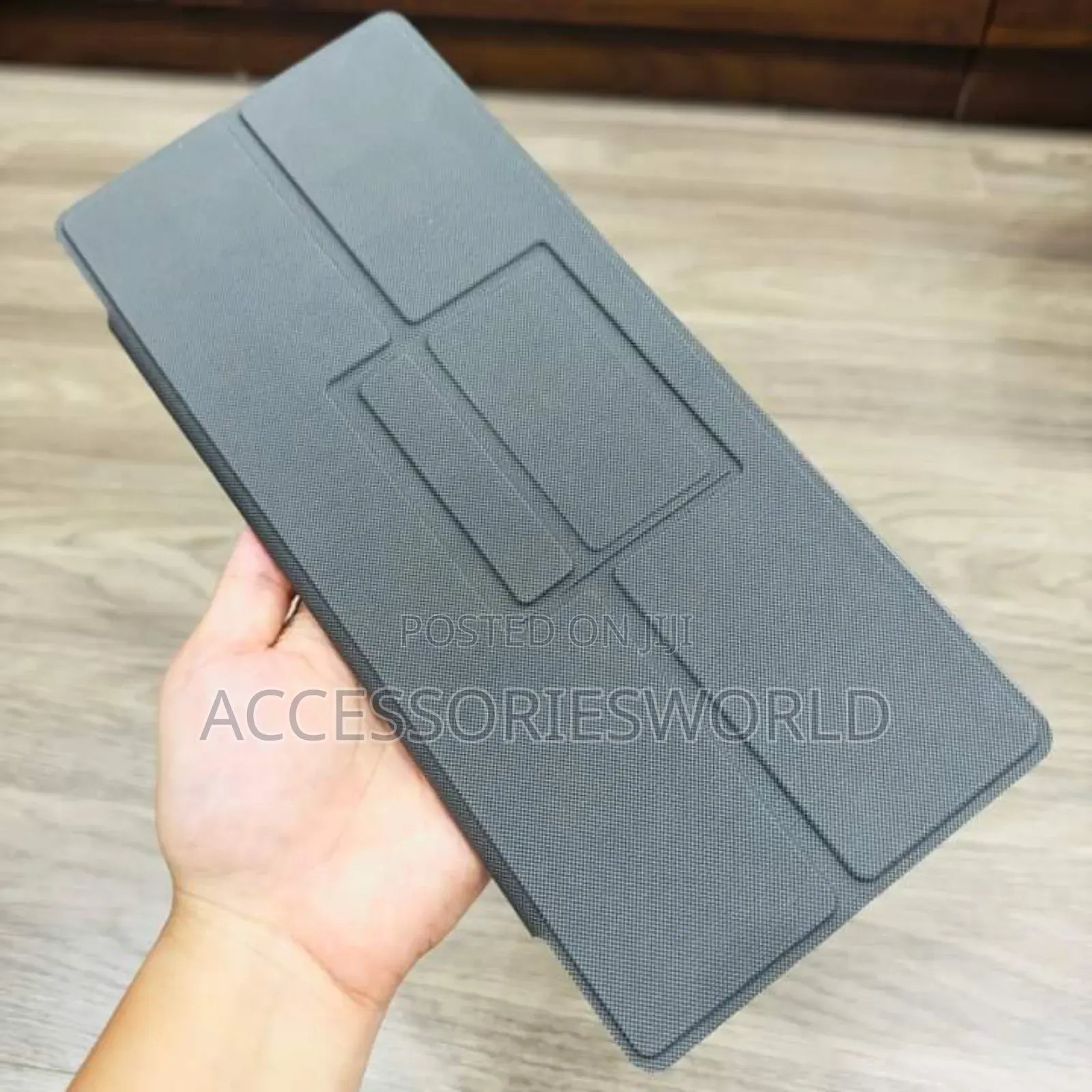 KF8700 Bluetooth Keyboard With Foldable Trackpad