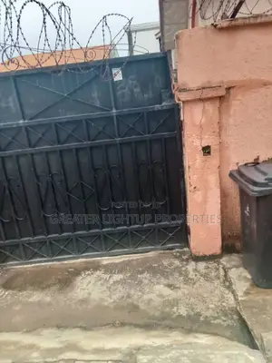 Furnished 4bdrm Bungalow in Satellite, Amuwo-Odofin for sale