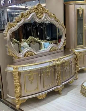 Big Italian Royal Conso N Royal Mirror