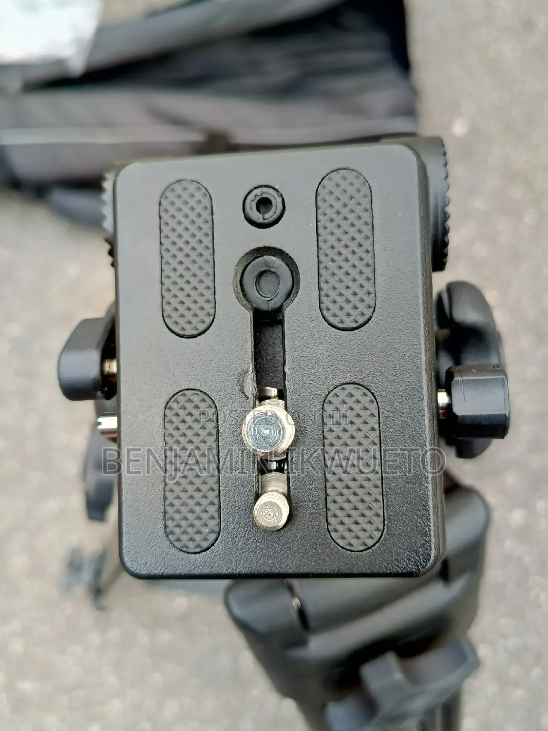 Heavy Duty Video Tripod