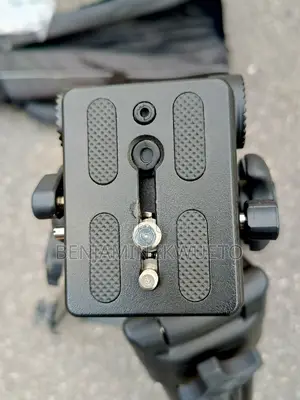 Heavy Duty Video Tripod