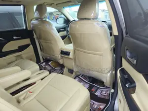 Toyota Highlander Limited 4x4 V6 (3.5L 6cyl 8A) 2017 Gray