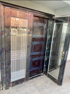 Quality 5ft Glass Door in Door