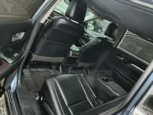 Toyota Highlander XLE 4x4 V6 (3.5L 6cyl 8A) 2018 Blue