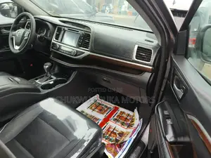 Toyota Highlander 2017 Gray