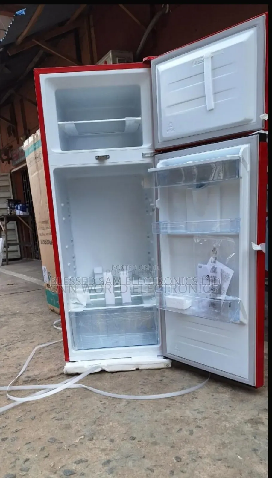 Hisense With Dispenser Double Doors 204 Litre Energy Saving