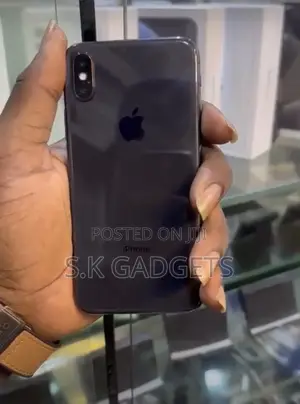 Apple iPhone X 64 GB Black