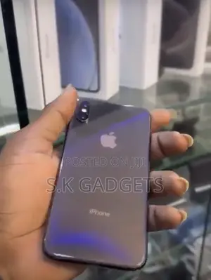 Apple iPhone X 64 GB Black