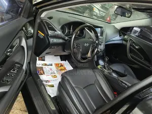 Hyundai Grandeur 2.2 CRDi 2012 Black