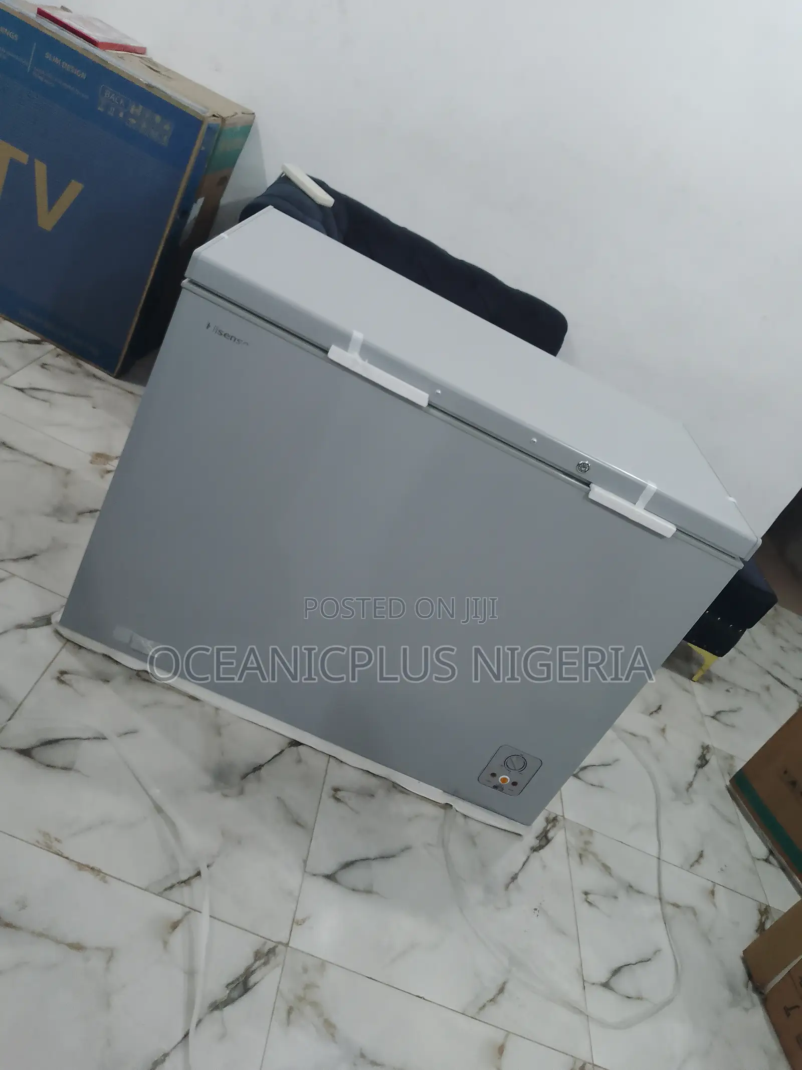 Hisense Chest Freezer 297 Litres (Fast Freezing)