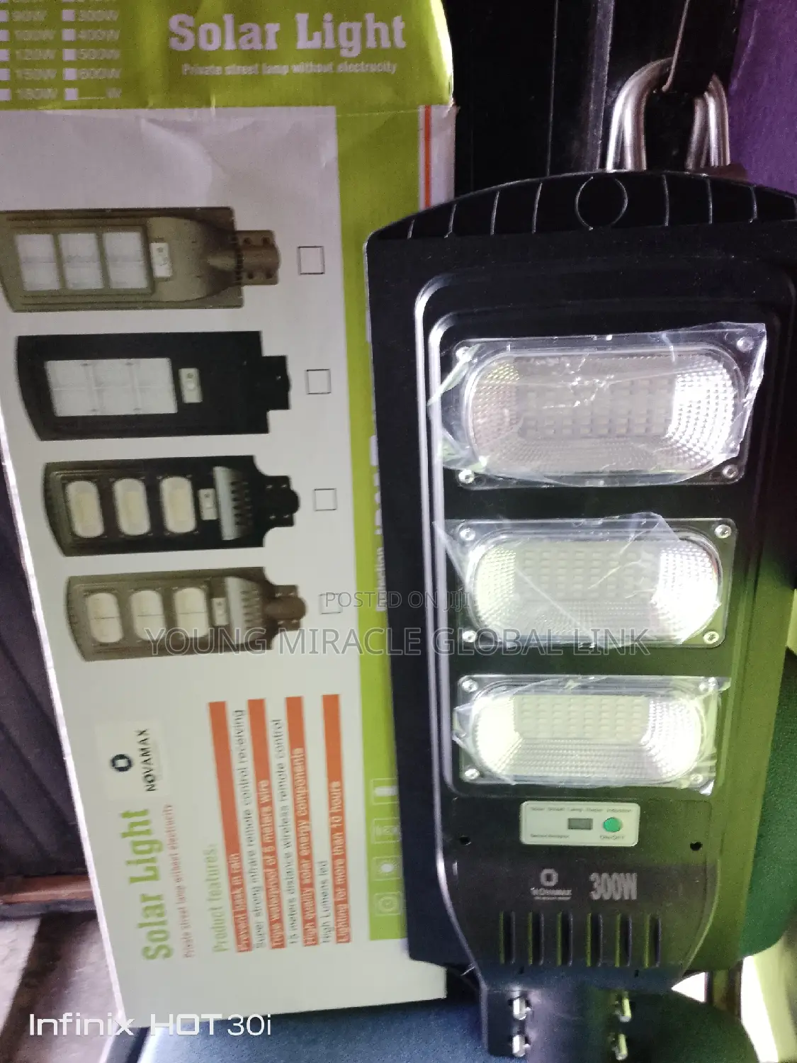 3 Eyes Solar Street Light Available