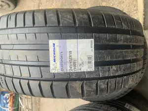 245/45zr18 Michelin Tyre