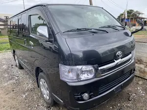 Toyota HiAce 2011 Black