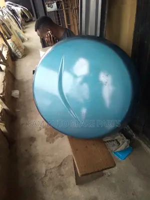 Toyota Rav4 08 Tire Cover Outside One