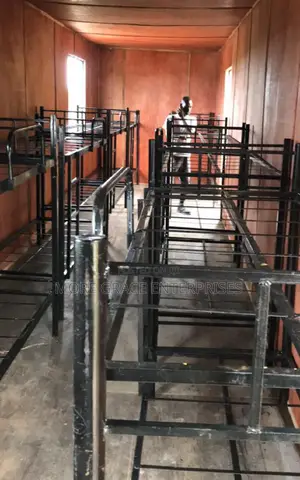 Student's Bunk Bed 6*2.5 Feet.It Is Detachable.