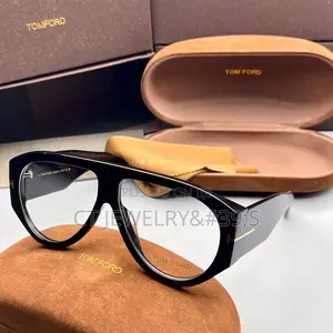 Tom Ford Bold Thick Frame Sunglasses Statement Style for Men Women