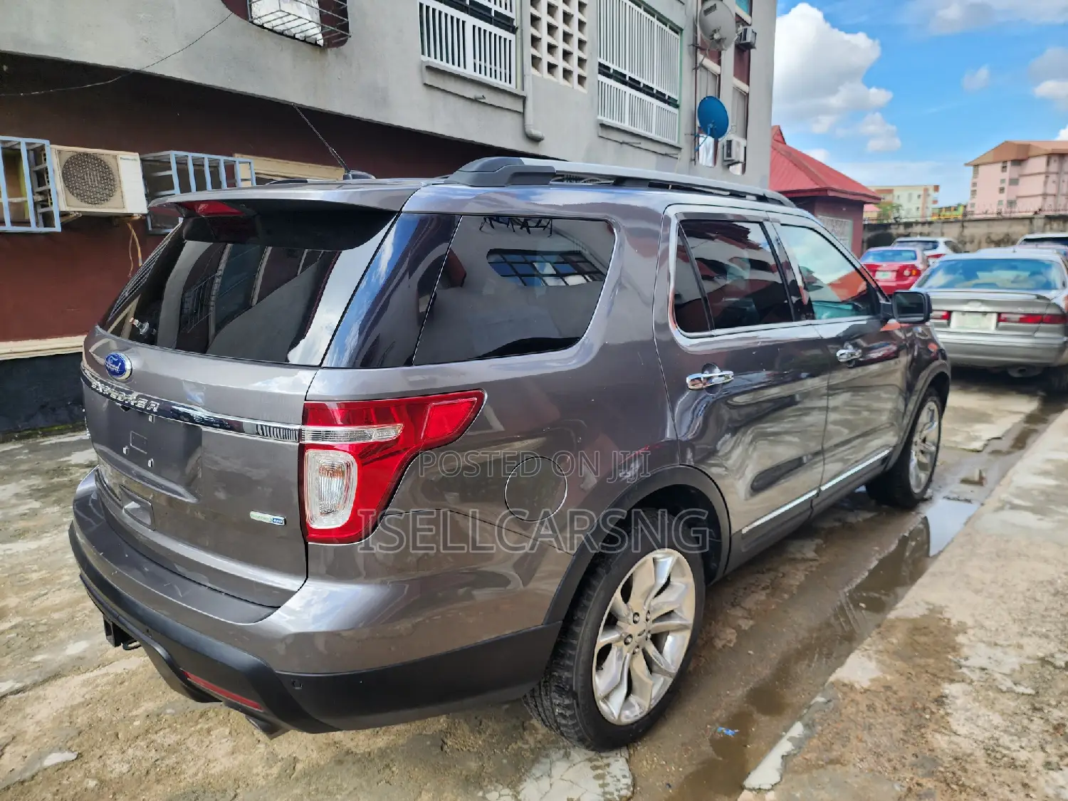 Ford Explorer 2013 Gray
