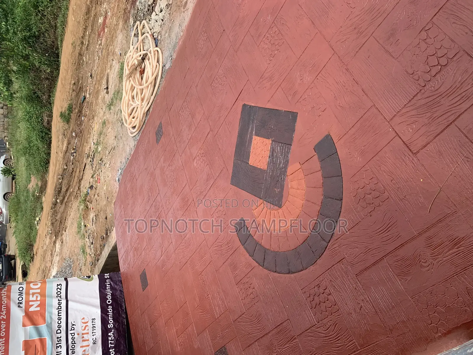 Richy Steps Concrete Floor Design