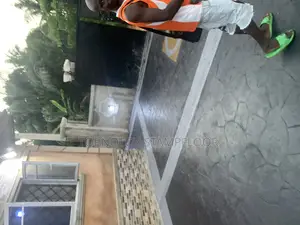 Foreign Landscape Modernization Floor