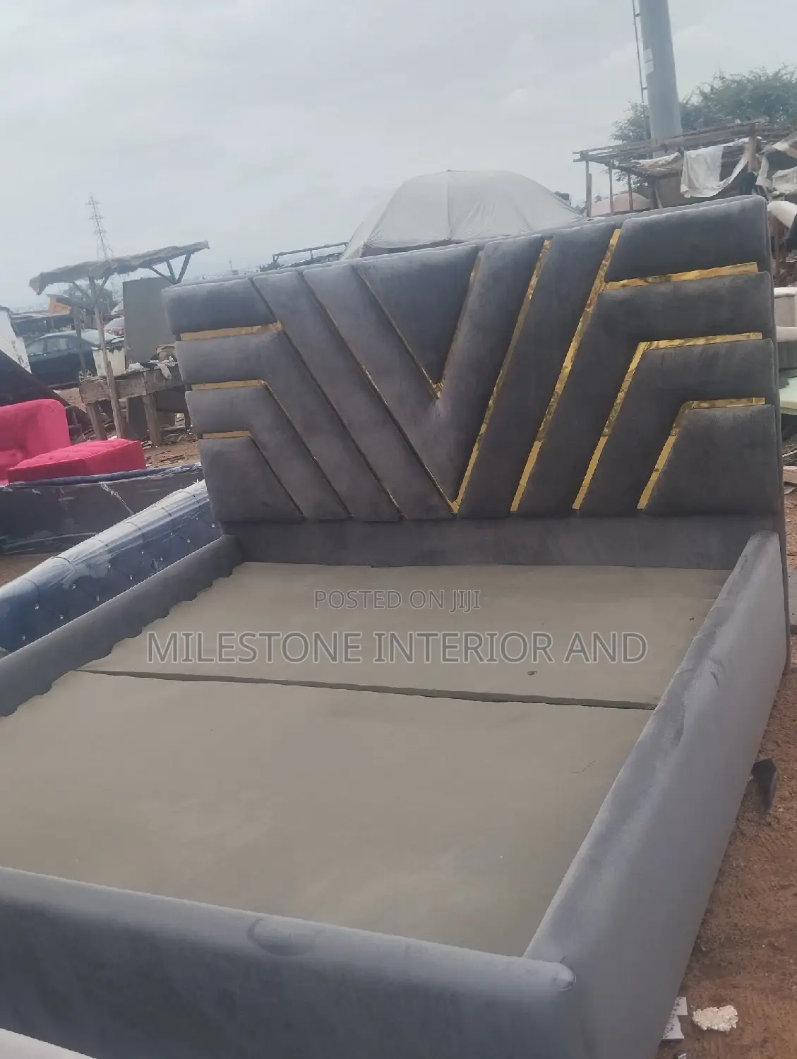 Gold Edged Quality Padded Bed