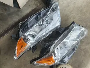 Very Neat Tokunbo Light for Toyota Venza 2010 