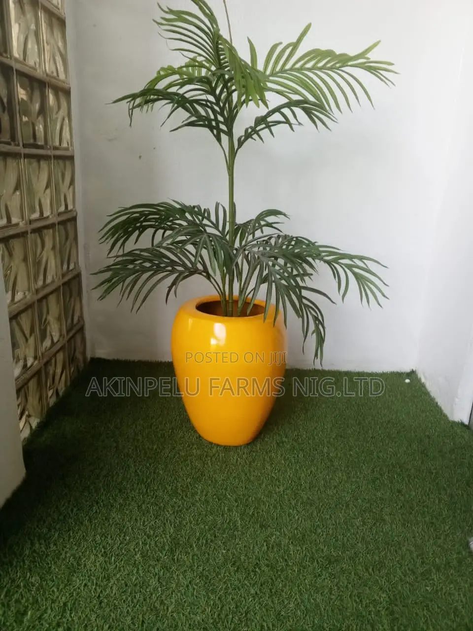 Interior Decoration Artificial Flowers.