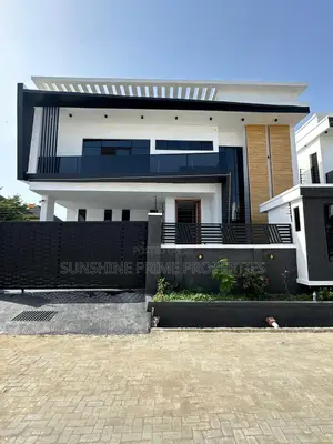 5bdrm Duplex in Osapa London for sale