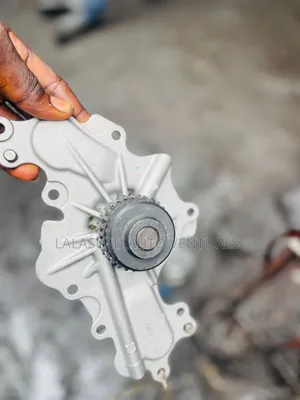 Water Pump for Ford Edge Explorer Cx9 2013