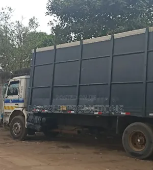 Big Truck for House Relocation Service