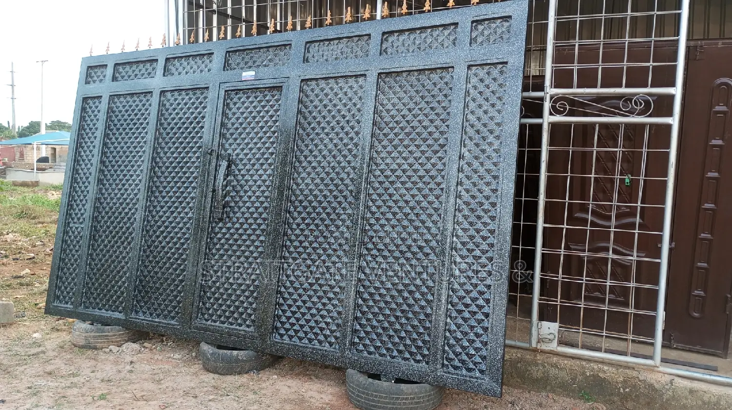 Heavy Silver-Black Rolling Gate