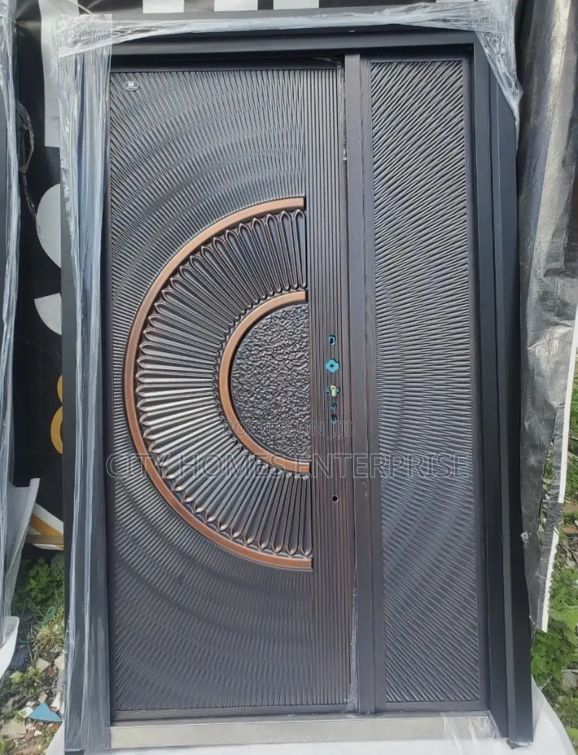 Solid Entrance 4ft Cast Door