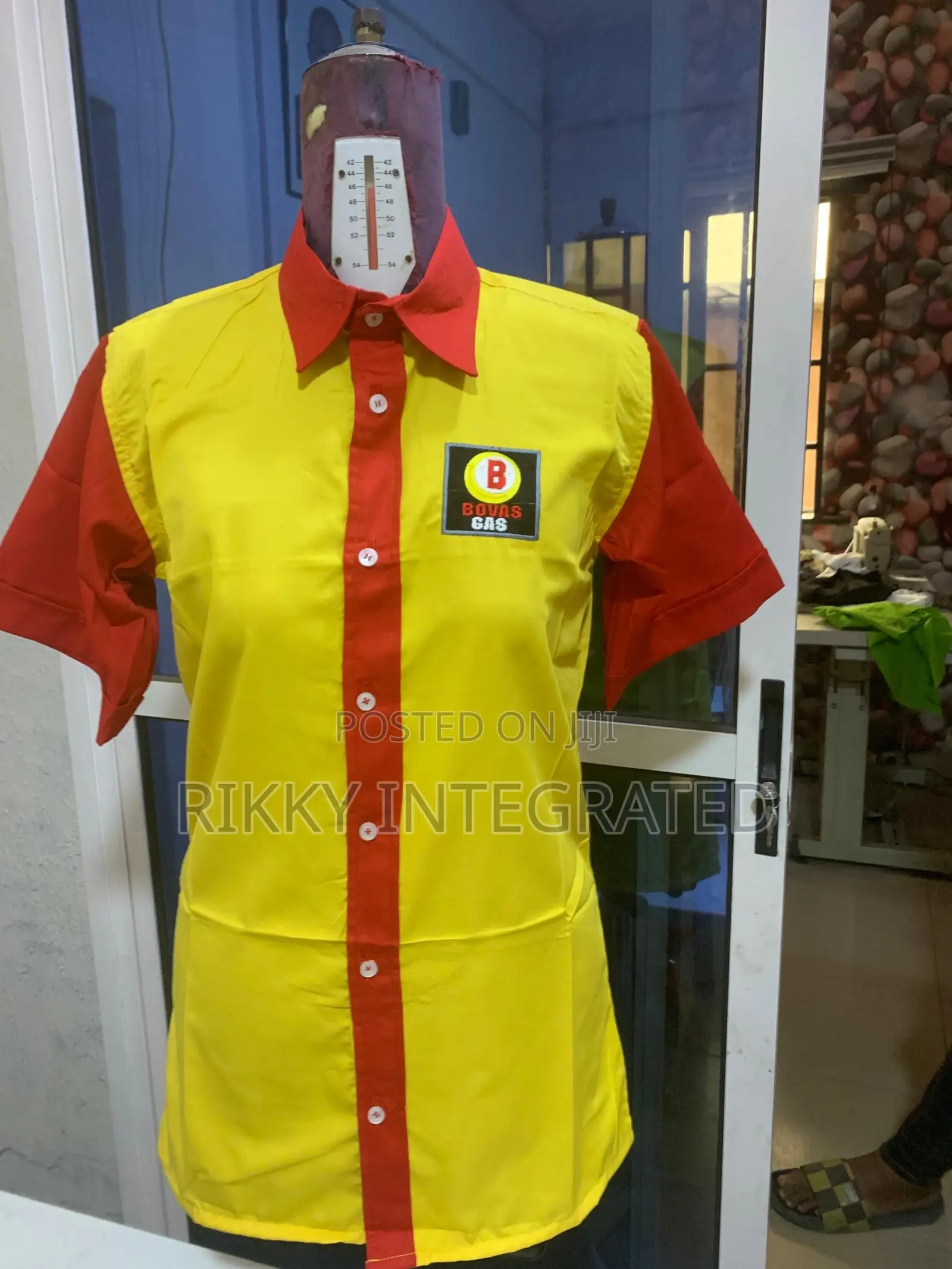 Custom Button Shirts ,Polo ,Uniforms for Staff and Members