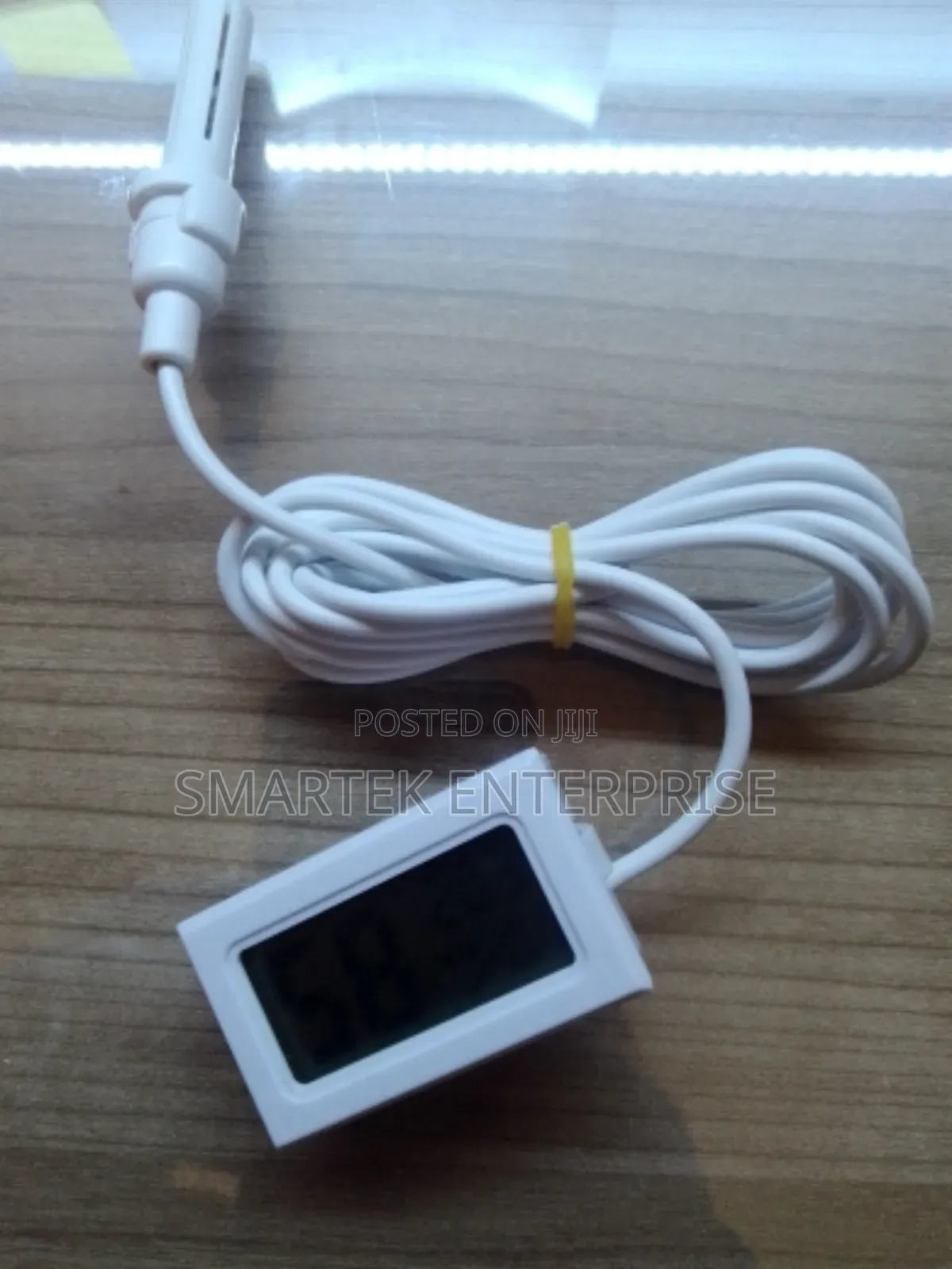 LCD Display Temperature Thermometer With Long Probe