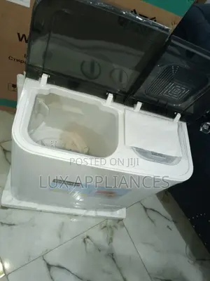 Twin Tub Washing Machine With Spin Dryer