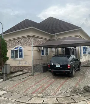 Furnished 4bdrm Bungalow in Satellite, Amuwo-Odofin for sale
