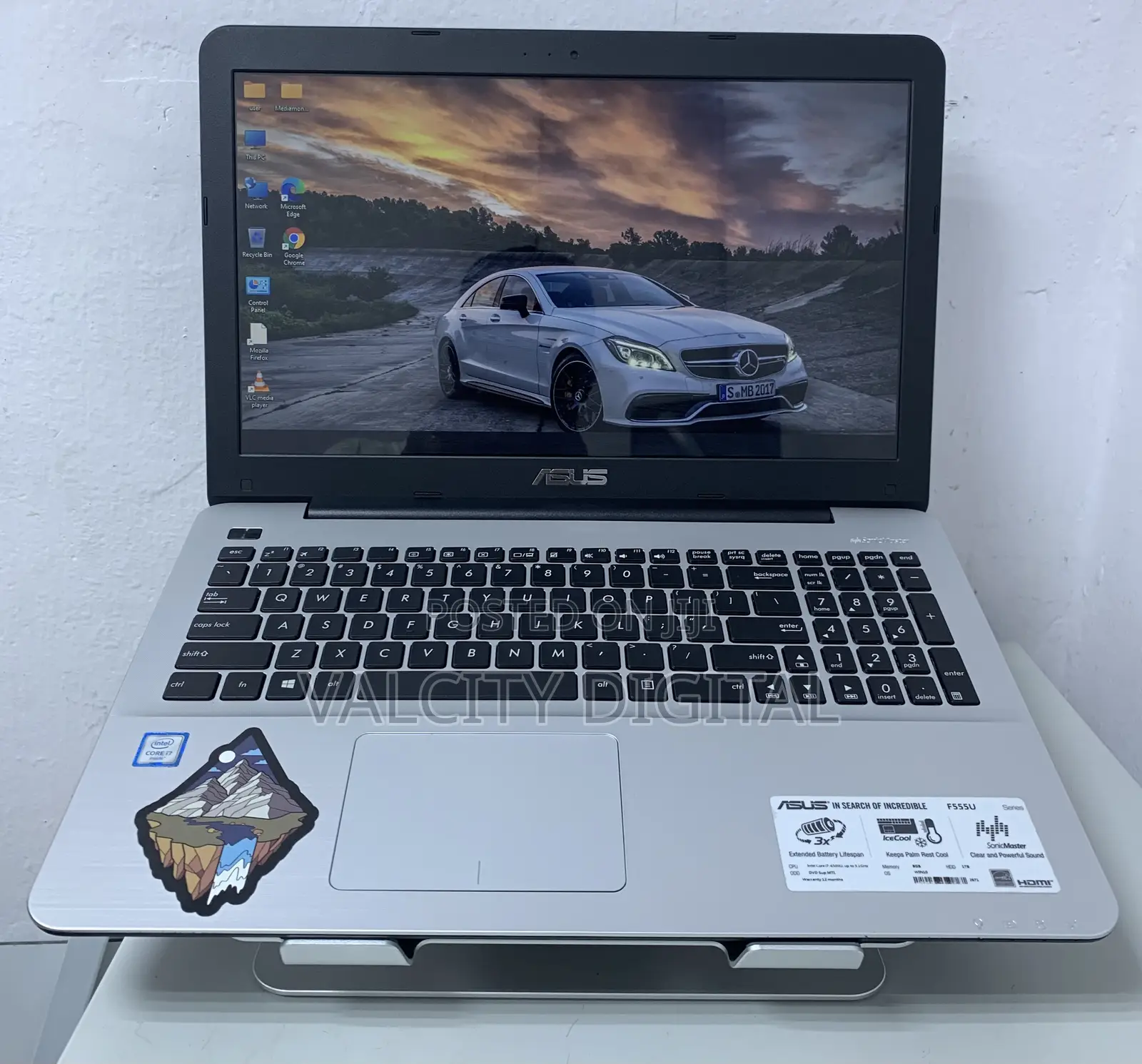 Laptop Asus X555LA 8GB Intel Core I7 HDD 1T