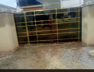 Stainless Gold Gate