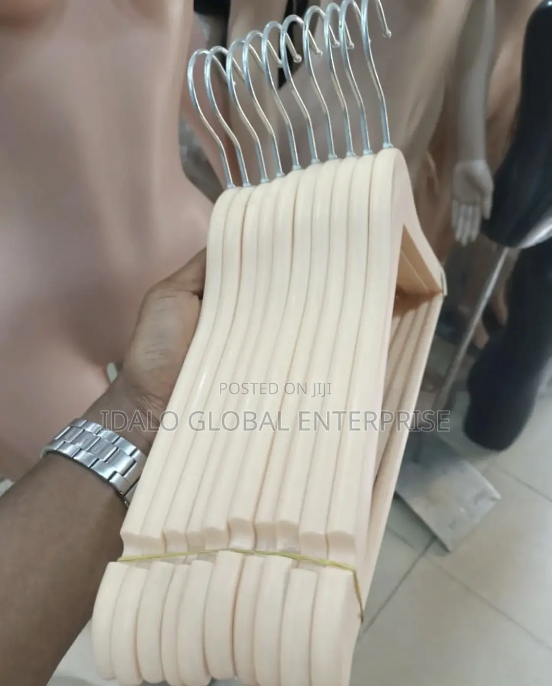 Plastic Hangers (10pcs Per Pack)