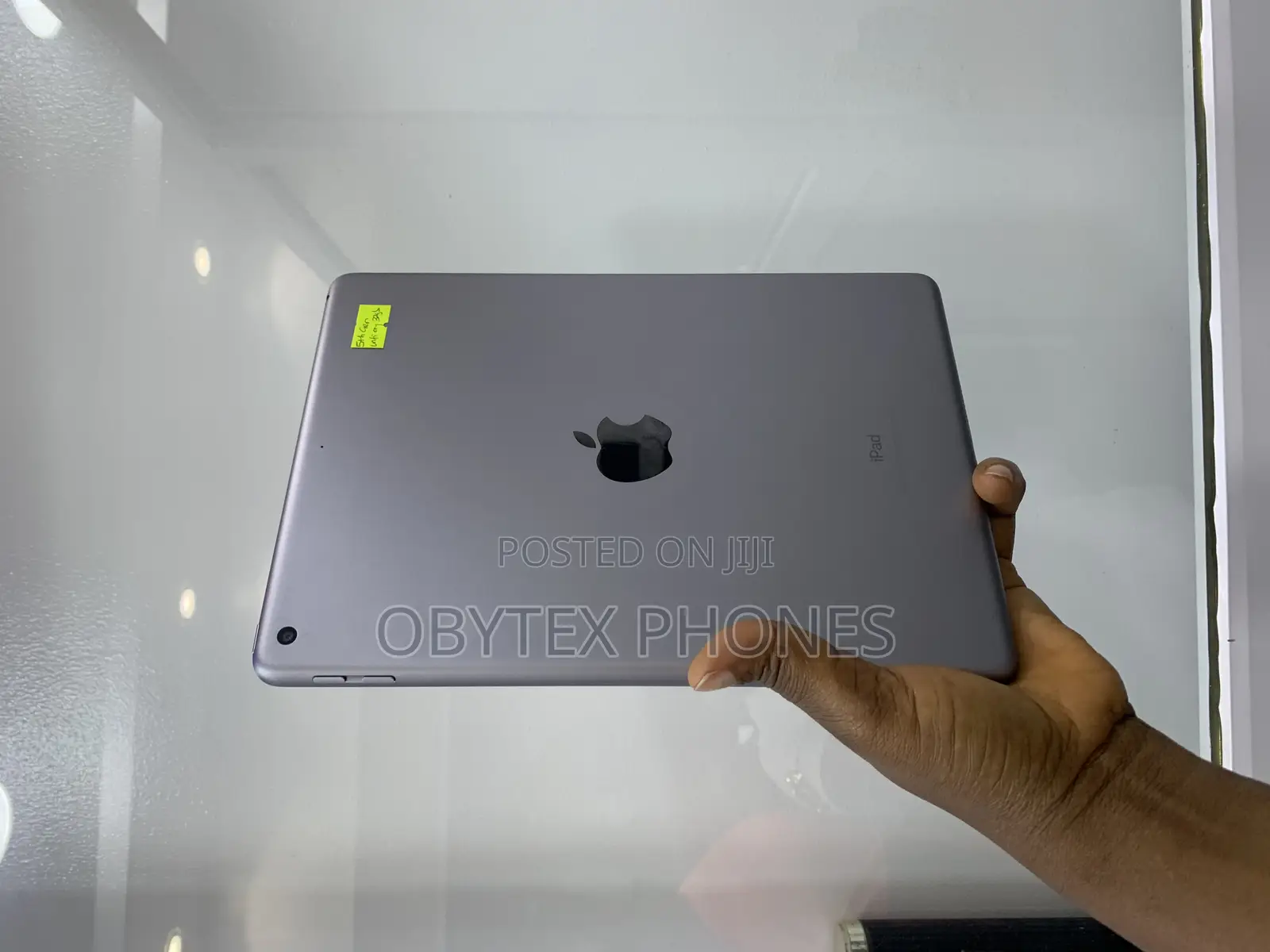 Apple iPad 5 (2022) 32 GB Gray