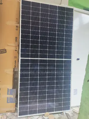600watt 144c Jinko Solar Panel