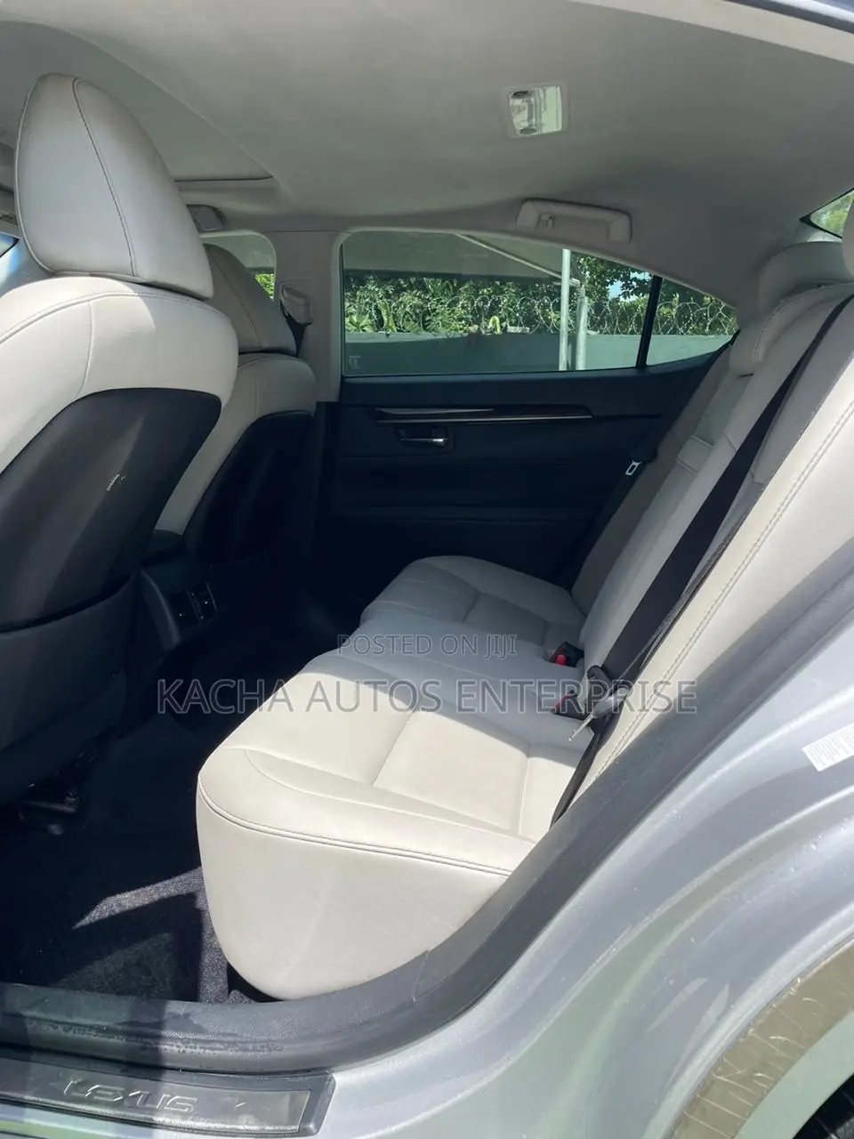 Lexus ES 2015 Silver