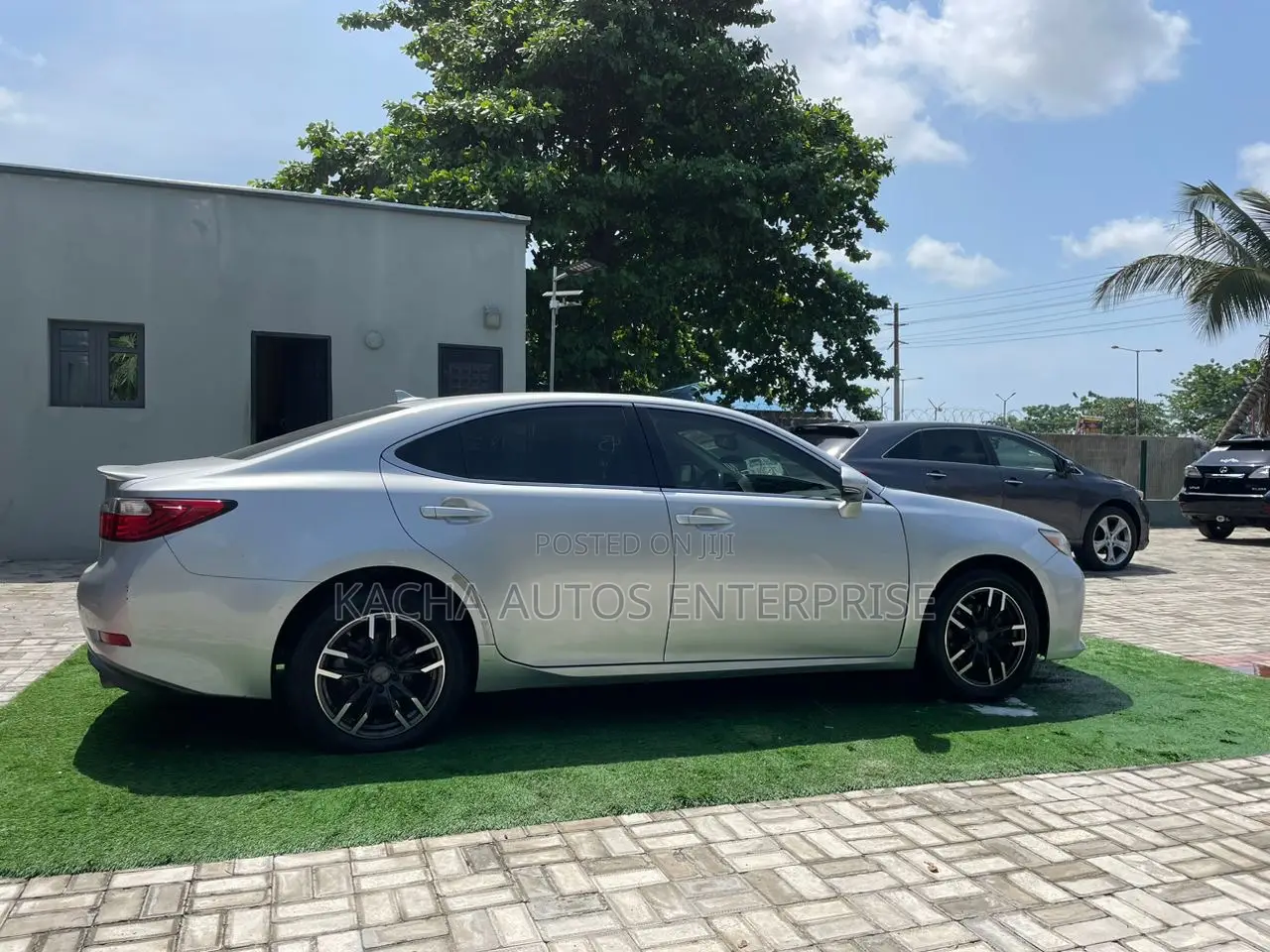Lexus ES 2015 Silver