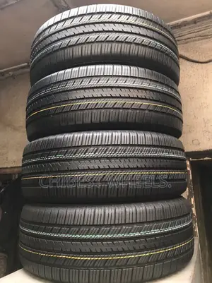 215/55 R 17 Tokunbor Grand One