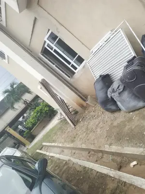 20bdrm House in Opebi Space For for rent