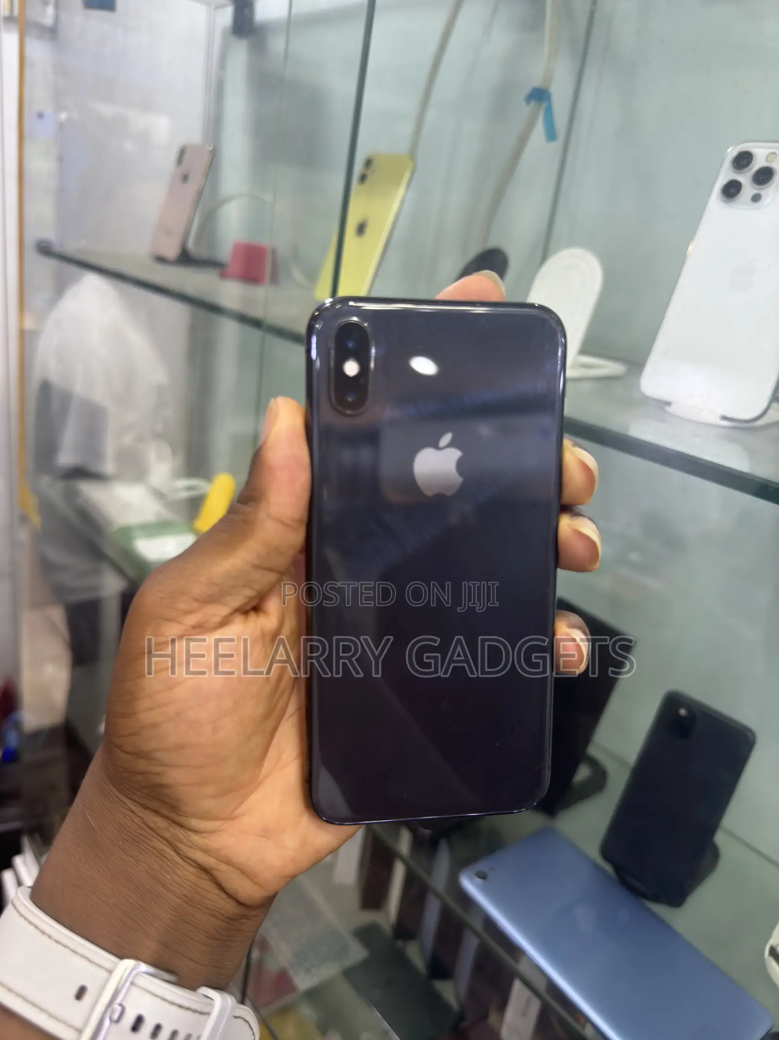 Apple iPhone X 64 GB Black