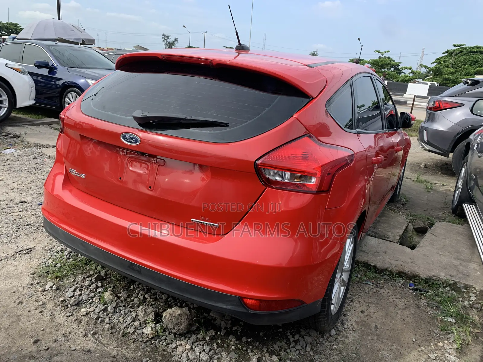 Ford Focus 2012 Red