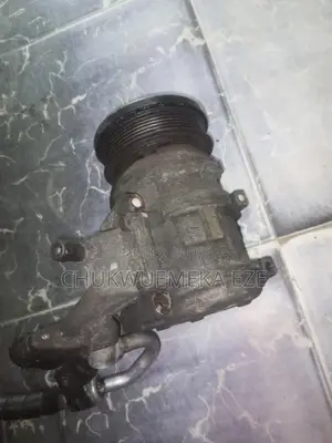AC Compressor for Toyota Sienna Old Model 1999 2000