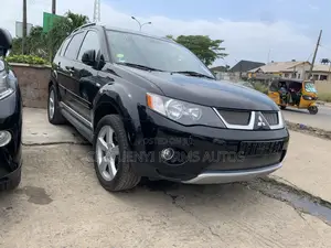 Mitsubishi Outlander 2012 Matt Black