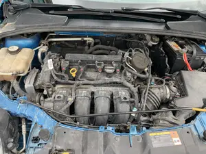 Ford Focus SE Sedan FWD (2.0L 4cyl 5M) 2012 Blue